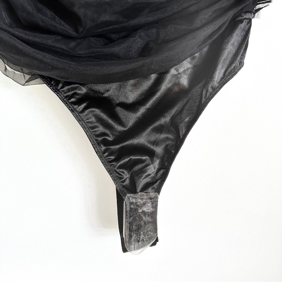 NWT PrettyLittleThing Black Sheer Ruffle One Shoulder Bodysuit sz 2 - Picture 10 of 13